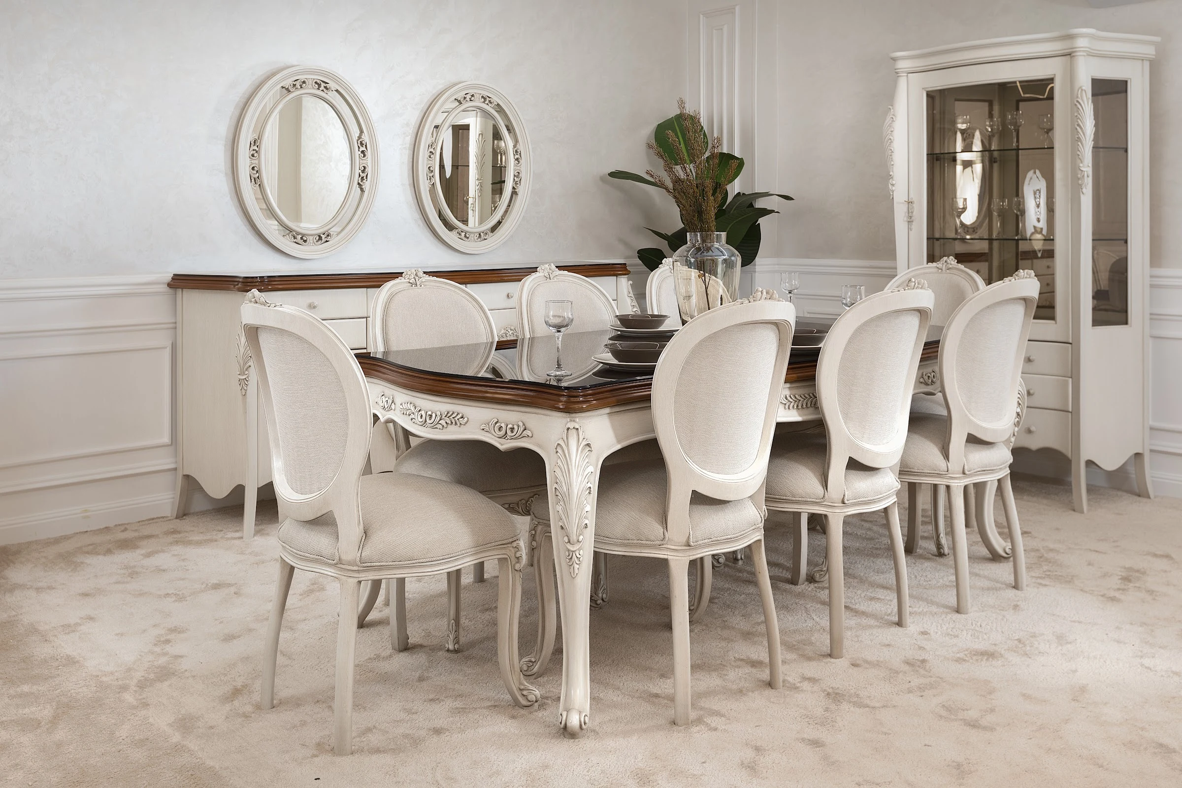 Oval Dining Room